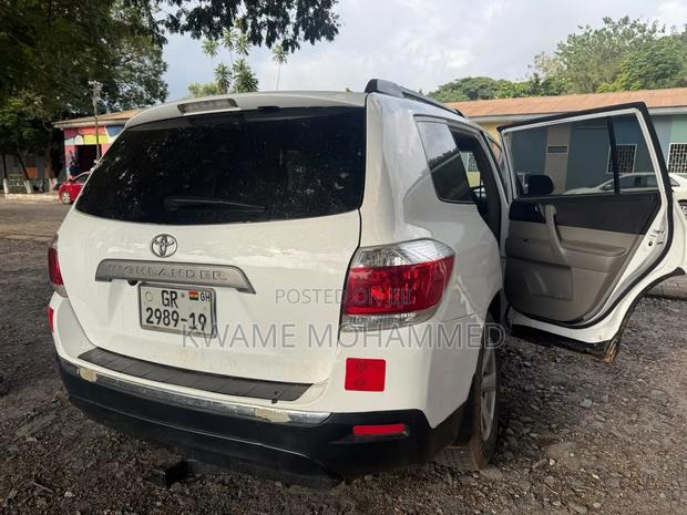 Toyota Highlander 2009 White