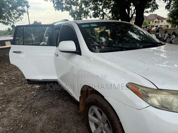 Toyota Highlander 2009 White