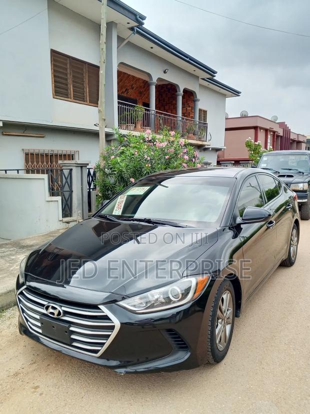 Hyundai Elantra 2017 Black