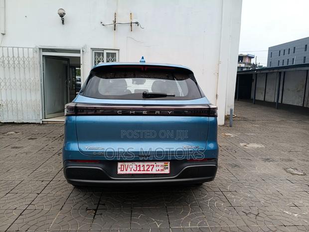 Chery Tiggo 8 2025 Blue