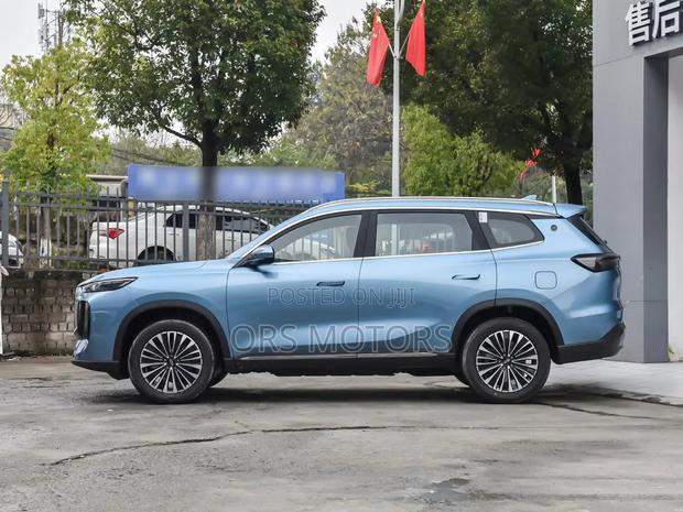 Chery Tiggo 8 2025 Blue