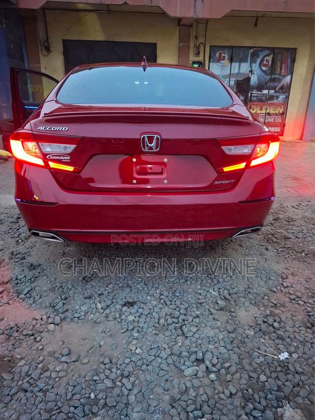 Honda Accord 2019 Red