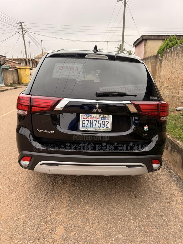 Mitsubishi Outlander SEL FWD 2020 Black