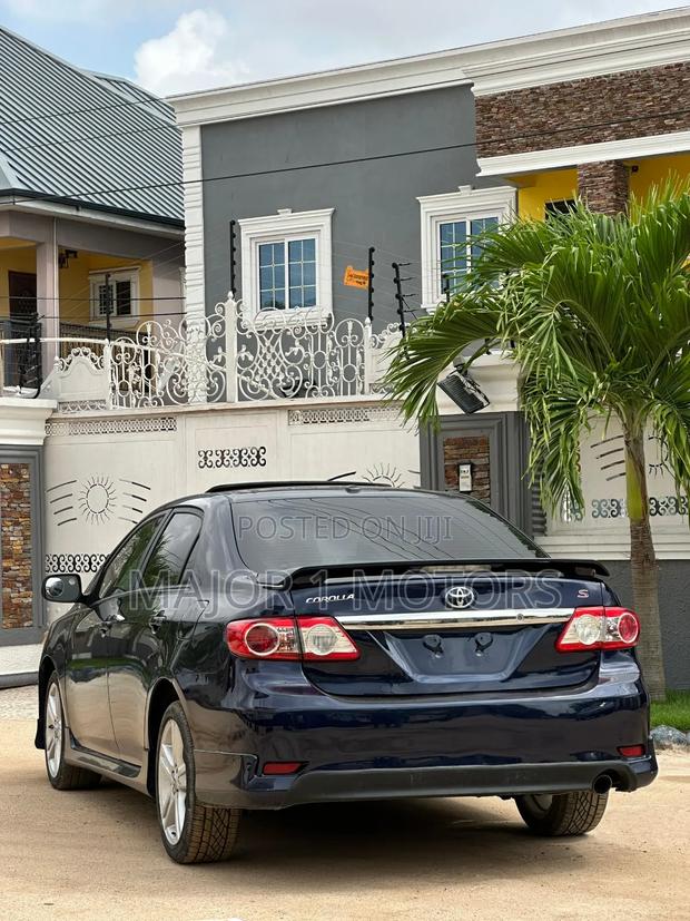 Toyota Corolla S 4dr Sedan (1.8L 4cyl 4A) 2013 Blue
