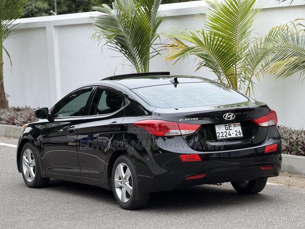 Hyundai Elantra GLS Sedan FWD (1.8L 4cyl 6A) 2013 Black