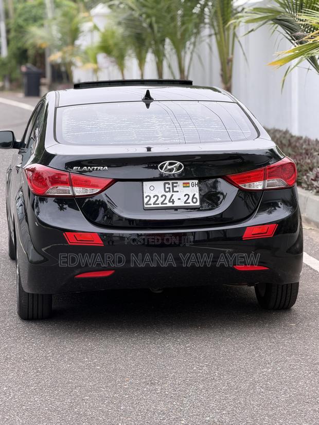 Hyundai Elantra GLS Sedan FWD (1.8L 4cyl 6A) 2013 Black