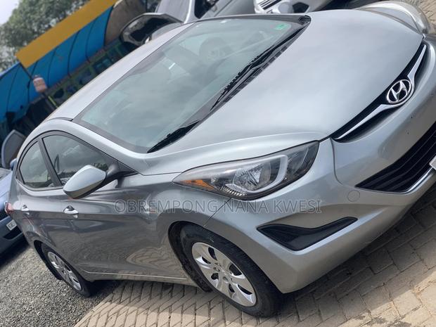 Hyundai Elantra 2016 Silver