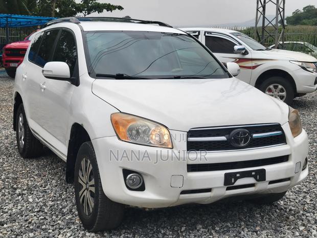 Toyota RAV4 2010 Black