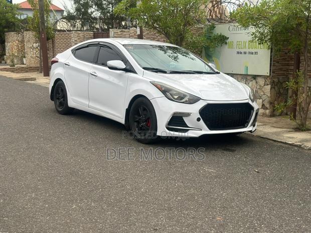 Hyundai Elantra 2014 White