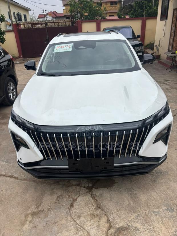 Dongfeng Glory 2023 White