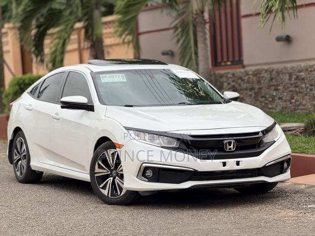 Honda Civic 2019 White