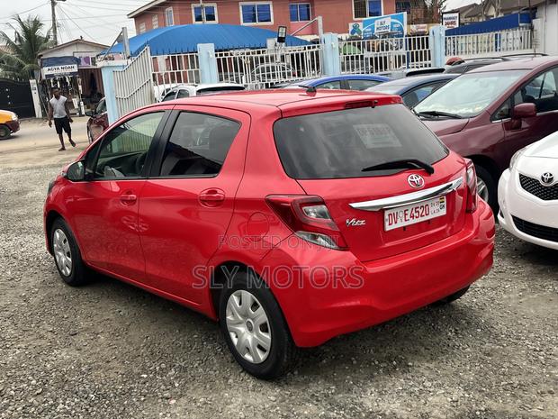 Toyota Vitz 1.3 AWD 5dr 2015 Red