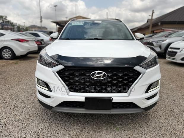 Hyundai Tucson Limited AWD 2019 White