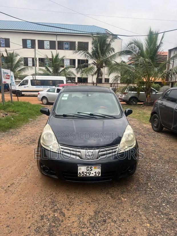 Nissan Note 2011 Black