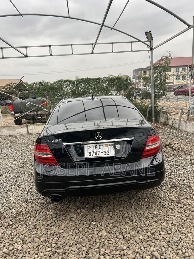 Mercedes-Benz C250 2013 Black