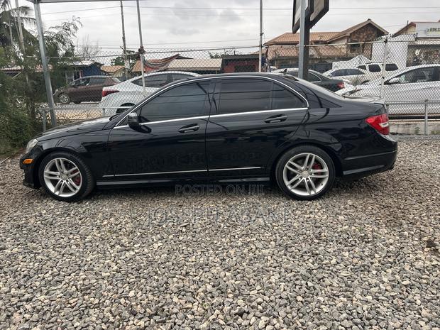 Mercedes-Benz C250 2013 Black