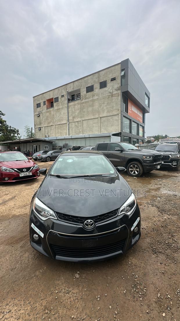 Toyota Corolla S 4dr Sedan (1.8L 4cyl CVT) 2016 Black