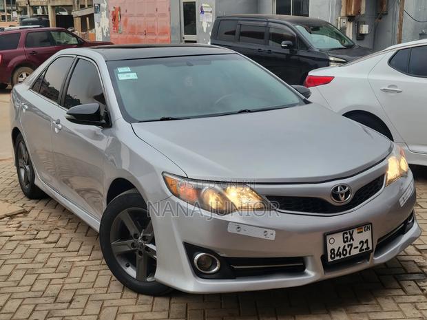 Toyota Camry L 4dr Sedan (2.5L 4cyl 6A) 2014 Silver
