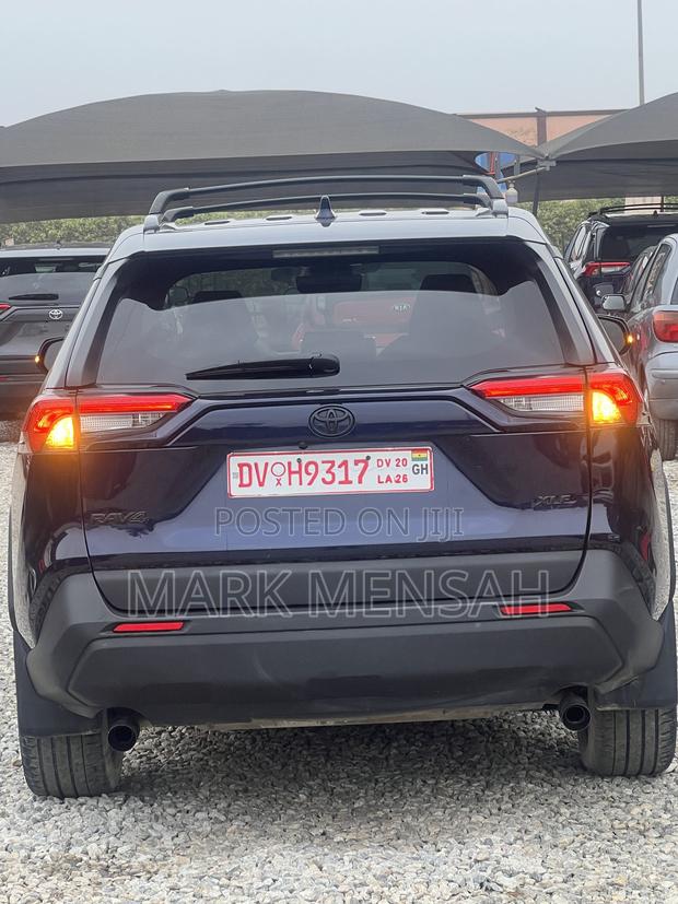Toyota RAV4 2024 Blue