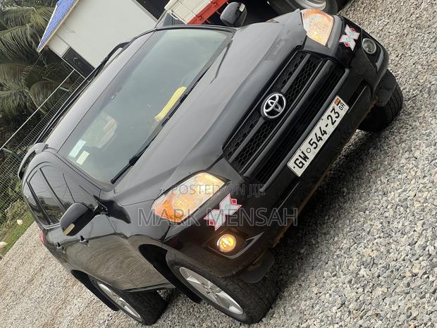 Toyota RAV4 2011 Black