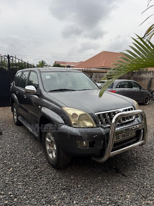 Toyota Land Cruiser Prado 2008 Gray