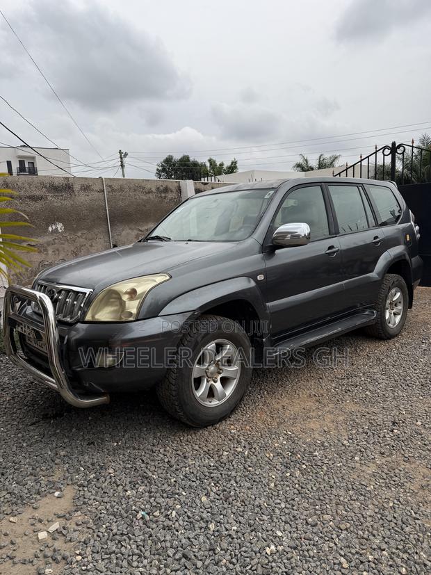 Toyota Land Cruiser Prado 2008 Gray