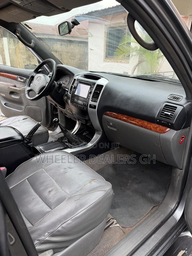 Toyota Land Cruiser Prado 2008 Gray