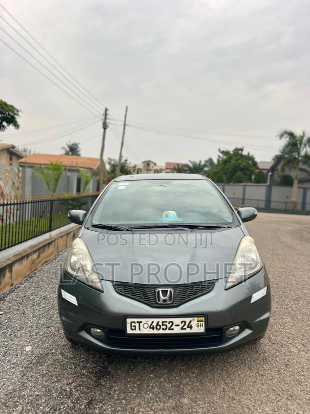 Honda Fit 2012 Gray