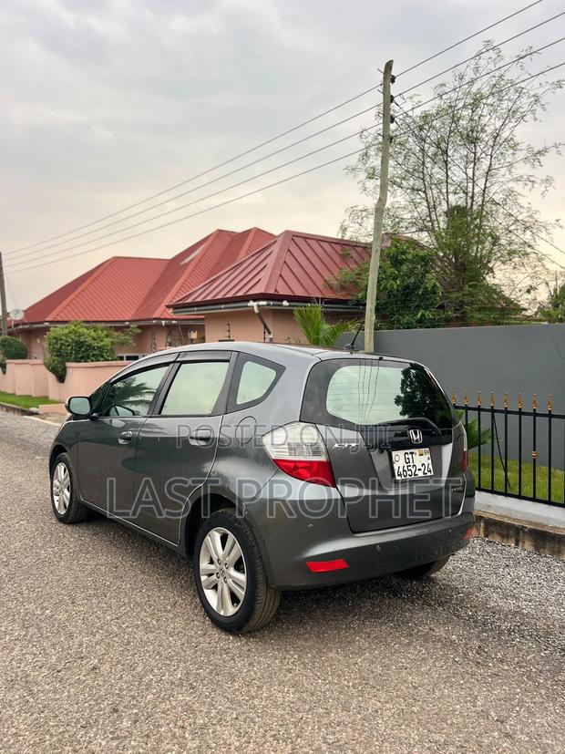 Honda Fit 2012 Gray