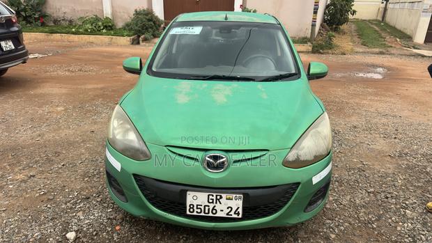 Mazda Demio 2011 Green