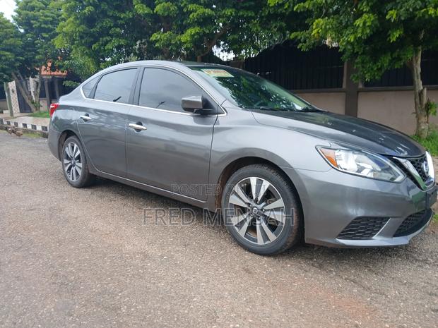 Nissan Sentra 2018 Gray