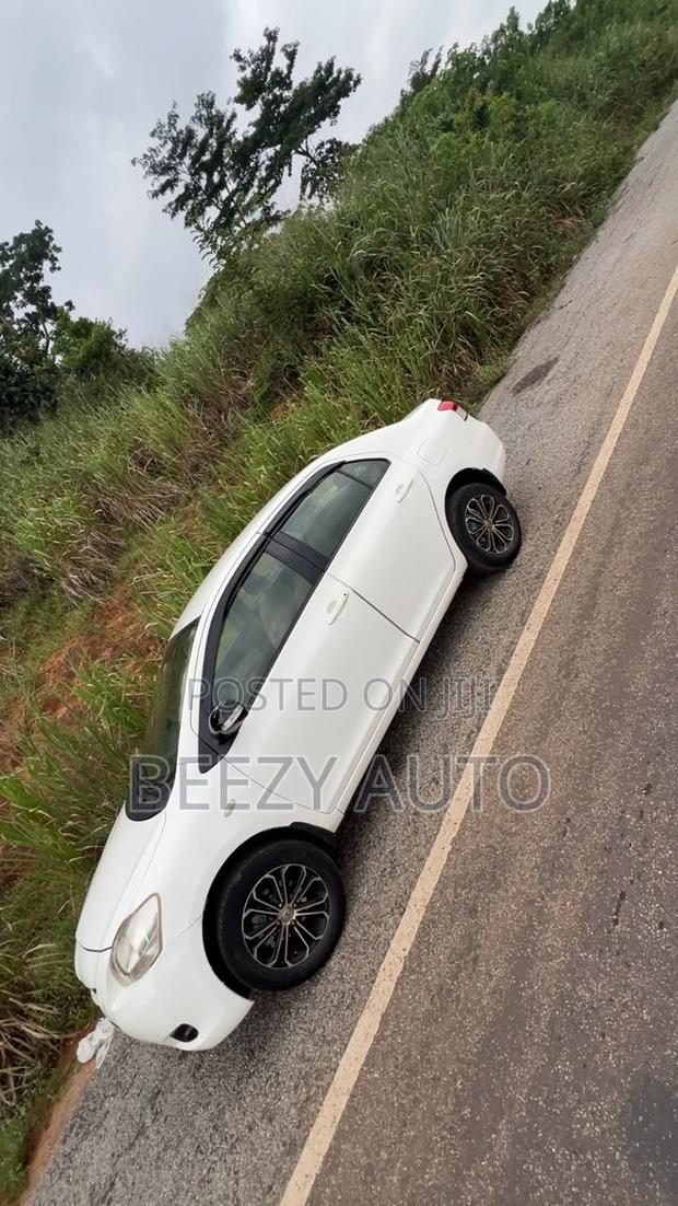 Toyota Belta 2010 White