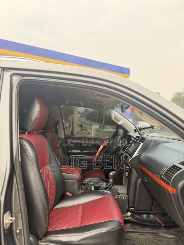 Toyota Land Cruiser Prado 4.0 2017 Gray