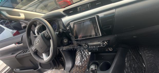 Toyota Hilux 2017 Black