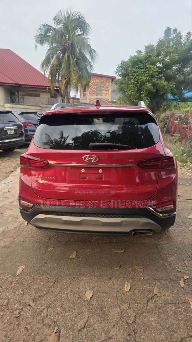 Hyundai Santa Fe 2021 Red
