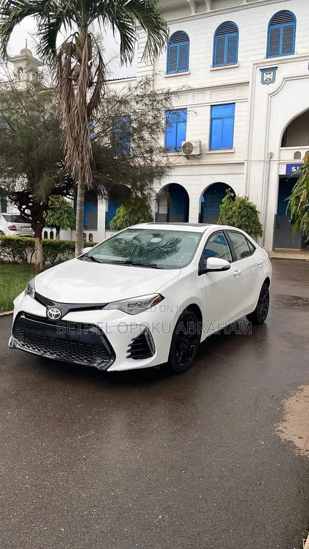 Toyota Corolla 2016 White