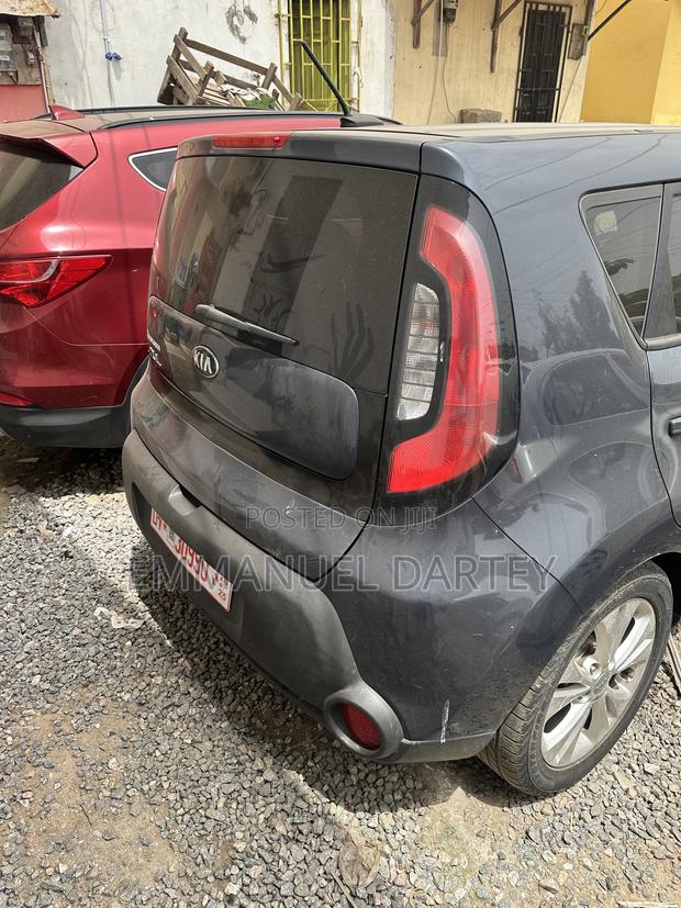 Kia Soul ! 4dr Wagon (2.0L 4cyl 6A) 2015 Gray