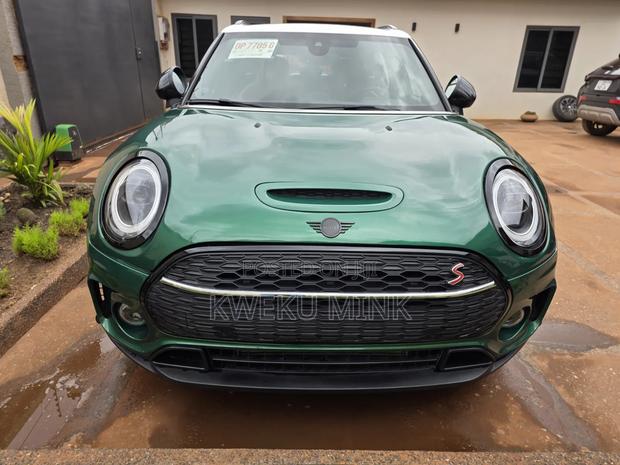 Mini Clubman 2024 Green
