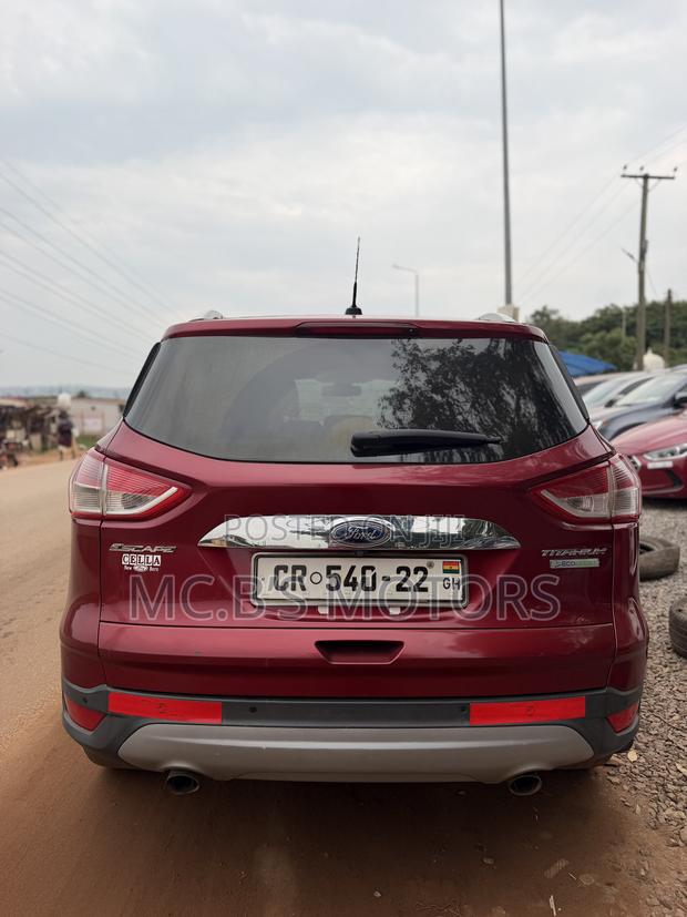 Ford Escape Titanium FWD 2016 Red