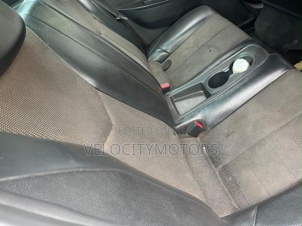 Hyundai Veloster Automatic 2012 White