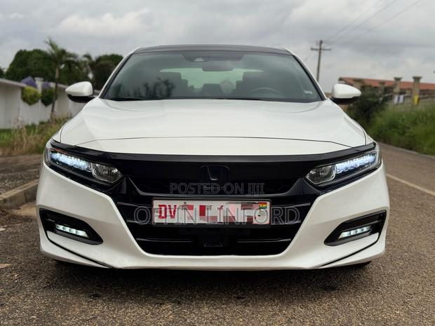 Honda Accord Sport 2018 White