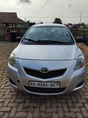Toyota Yaris Base Sedan 4dr 2010 Silver for sale
