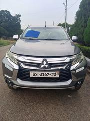 Mitsubishi Montero Sport 2017 Gray for sale