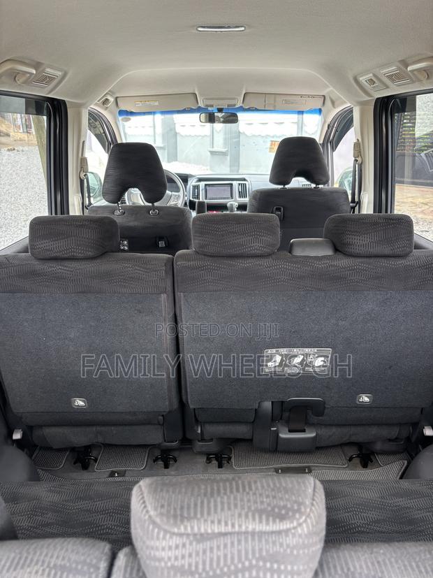 Honda Stepwgn 2012 Gray