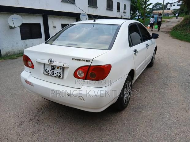 Toyota Corolla CE 2006 White