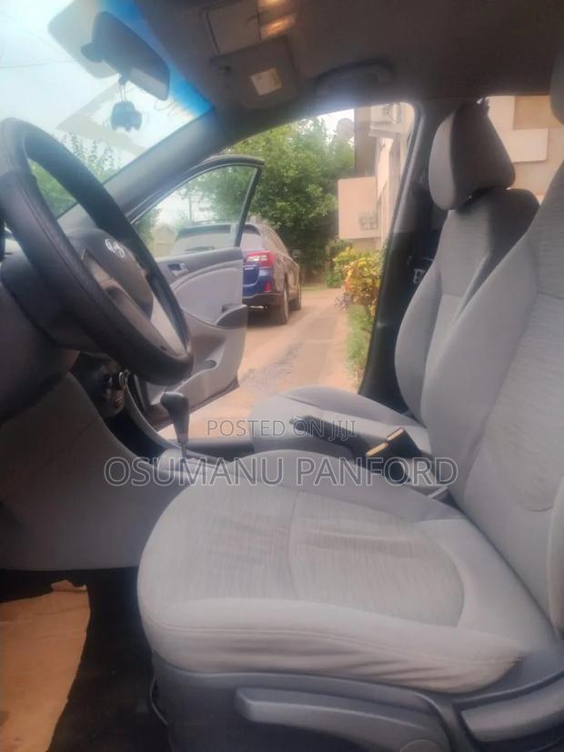 Hyundai Accent 2016 Black