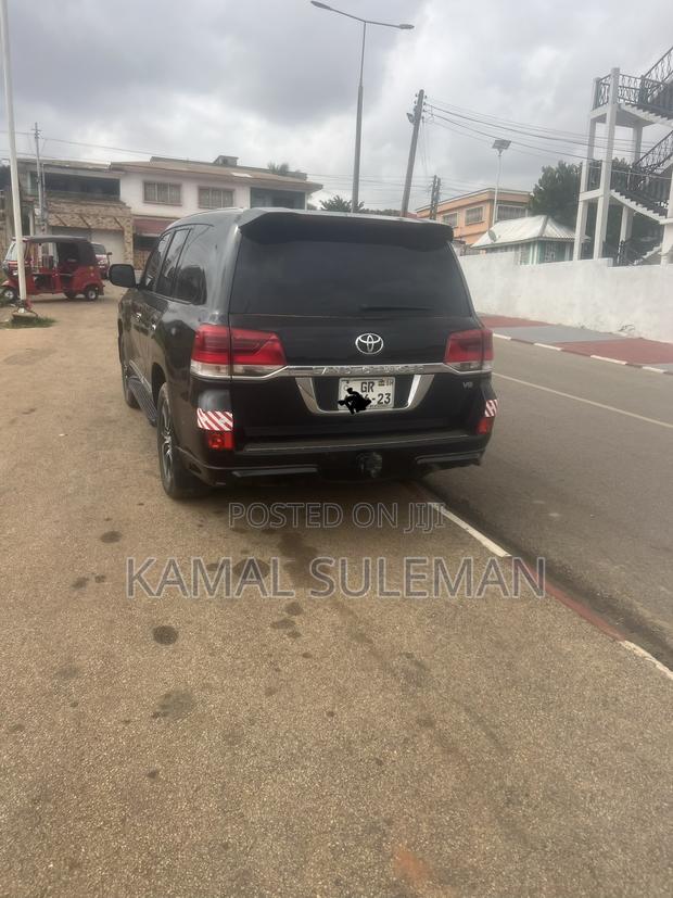 Toyota Land Cruiser 4.0 V6 GX-R 2010 Black