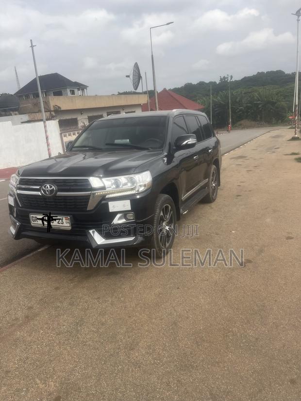 Toyota Land Cruiser 4.0 V6 GX-R 2010 Black