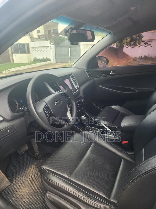 Hyundai Tucson 2017 Blue