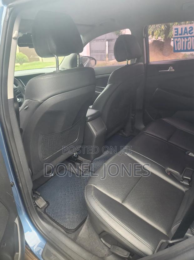 Hyundai Tucson 2017 Blue